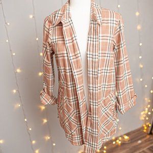 Joan Rivers size M beige plaid button up top